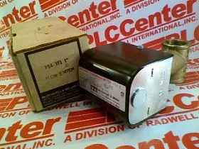 FS4-3T1-1 Переключатель потока производства MCDONNELL & MILLER