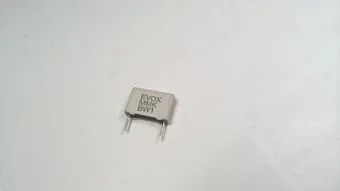 Пленочный конденсатор MMK BW1 100нФ 100В, монтаж в отверстия