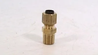 Компрессионный соединитель латунный DYNAFLO 69790, 1/8" NPT, 1200 PSI