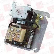 Реле / розетка Артикул IO-CSRY240 от производителя IO HVAC CONTROLS