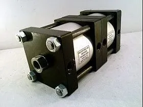 Пневматический цилиндр 3,25X1,5X3,25X1 от ROCKFORD