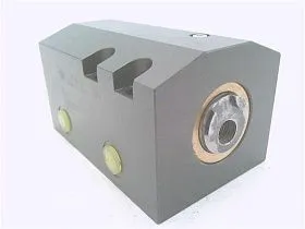 1824310A Пневматический блок ввода/вывода - адаптер - подложка от ROEMHELD