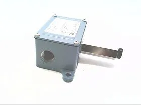 Реле давления UNITED ELECTRIC J6-270, 0-200 PSI, NEMA 4X