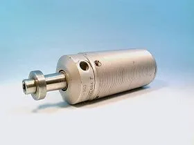 1875-303 Пневматический цилиндр от ROEMHELD