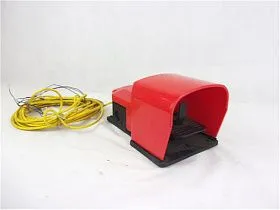 Ножной переключатель PX 20110 от PIZZATO