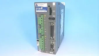 Сервопривод DYN4-H01A2-00 DYNAMIC MOTION однофазный/трехфазный 110-240В