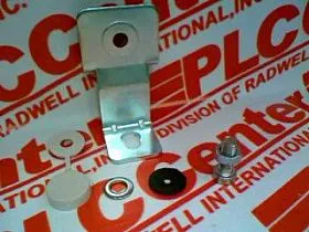 Кронштейн для защитного корпуса Артикул FMPLA от производителя SCHNEIDER ELECTRIC