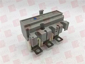 Аксессуар для автоматического выключателя Артикул 30421 от производителя SCHNEIDER ELECTRIC