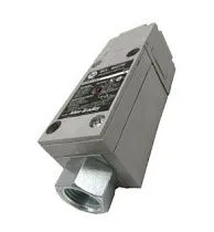 Бесконтактный индуктивный датчик Allen-Bradley 802PR-LAAE1, 102-132В AC, 13мм