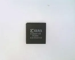 Микросхема памяти XC2064-33PC68C от XILINX