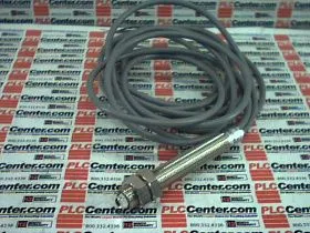 Фотоэлектрический датчик Артикул FEAM 08P1002 от производителя BAUMER ELECTRIC