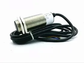 Индуктивный датчик приближения Allen Bradley 871C-N10A30