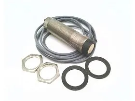 Ультразвуковой датчик Allen Bradley 873C-DDNP1000E2, PNP, 30мм, 300-1000мм