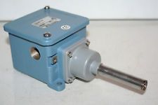 Температурный выключатель UNITED ELECTRIC B105-119, 15A, 480В, диапазон 15-140°F