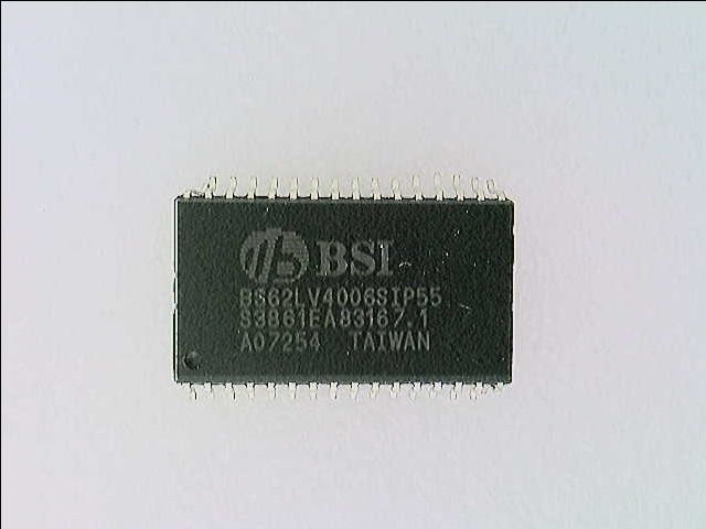 Микросхема памяти BS62LV4006SIP55 SRAM 512Kx8 55нс SOP-32