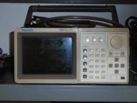 Калибратор / симулятор Артикул 1241 от производителя TEKTRONIX