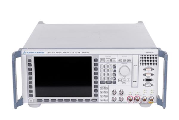 Анализатор спектра CMU200 от ROHDE & SCHWARZ