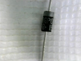 Диод выпрямительный RGP02-12E 1200В 0.5А DO-41