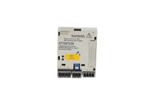 Модуль / стойка ПЛК Артикул E82ZAFPC010 от производителя LENZE
