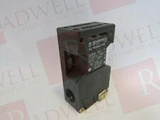 Концевой выключатель Артикул AZ 15 ZVRK-M20-1762 от производителя SCHMERSAL