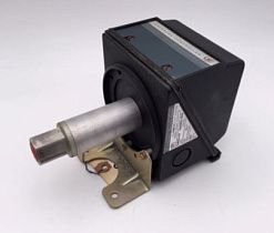 Реле давления UNITED ELECTRIC J300-612, 20-3000 PSI