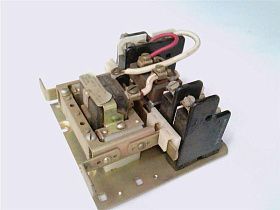 Контактор осветительный Ward Leonard 447-6-304-11, 30А, 120В, 60Гц