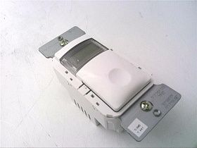 Цифровое реле времени WATT STOPPER TS-400-W белый, 100-300В, 0-800/1200Вт