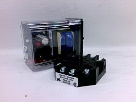 Контроллер температуры Warrick Controls 16MC1A00606