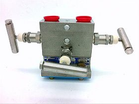 Коллектор приборный трехклапанный Anderson Greenwood 7000002255