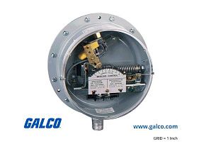 Dwyer Instruments PG-7000-153-P2