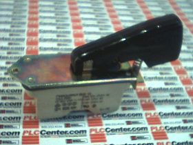 Миниатюрный клавишный выключатель Артикул 1263-0901 от производителя MARQUARDT