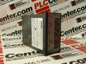 Панельный индикатор температуры Type K, -50/1999°F, DIN корпус