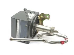 Температурный переключатель F302-6BS UNITED ELECTRIC, -20...+120°C, NEMA 4X