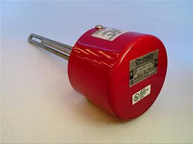 Погружной нагреватель Chromalox ARTMS-1500T5, 120В, 1.5кВт, 1" NPT, со встроенным термостатом