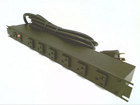 Разветвитель питания Hammond 1589H6D1BKRF, 6 розеток, 20А, выключатель, кабель 4.5м