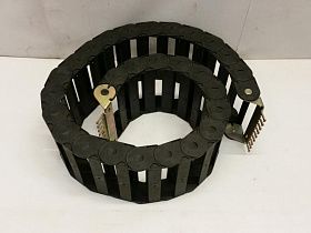 Кабельный канал открытого типа NP600-12-28-61-2, длина 61 дюйм, кронштейн №2