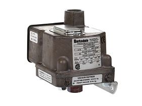 Barksdale Control Products D2T-H18SS-CS-U