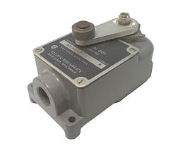Концевой выключатель Allen Bradley 801-ASD17 с роликовым рычагом, NEMA 1/2