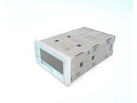 Индикатор процесса RIA250-A11R2K с двумя релейными выходами Endress+Hauser