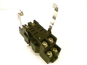 DRS-04-8P Реле/розетка от DAE YANG