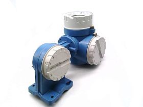 Расходомер Endress+Hauser 33AT04-FD1BA41A22A с дисплеем