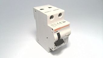 Автоматический выключатель P1RB1NC10AC030 для монтажа на дин-рейку от LOVATO