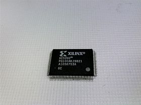 Интегральная микросхема XC52026PQ100C от XILINX