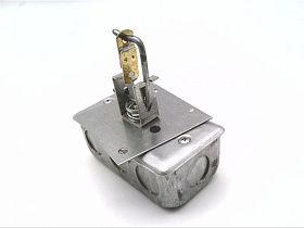 Аварийный выключатель EFL-M с плавкой вставкой 212°