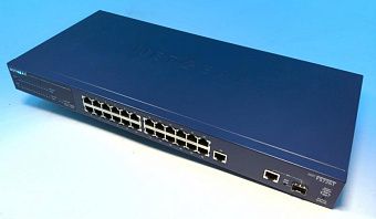 Коммутатор NETGEAR FS726T 24 порта 10/100/1000 Мбит/с + 1 порт SFP