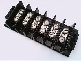 6-541 Клемма от производителя CINCH