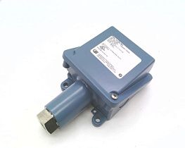 Реле давления UNITED ELECTRIC H100-701-0500, диапазон 0.1-2.1 бар, 5A, 125/250В AC