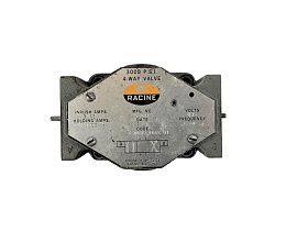 0D4 DNHS 104S 01 Регулирующий клапан от RACINE