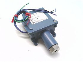 Реле давления UNITED ELECTRIC H100-702-1530 SPDT NEMA 4