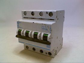 099/4502-000 Автоматический выключатель для монтажа на дин-рейку от HOFFMAN VYNCKIER